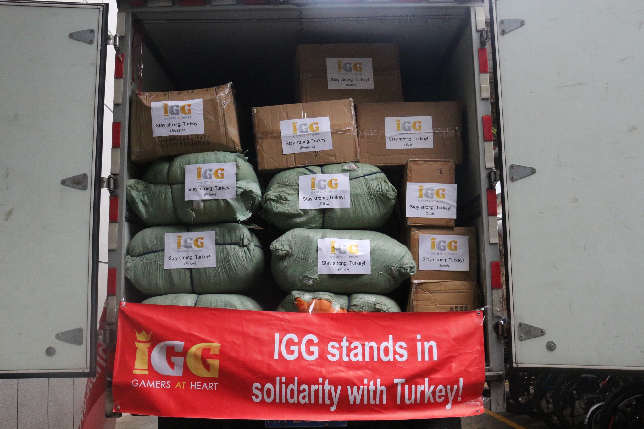 IGG Deprem Bölgesine Yardım Elini Uzattı